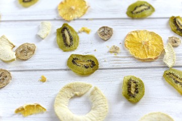 
dried fruit pastel