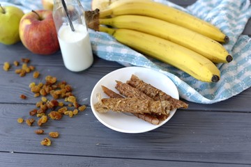 
dried fruit pastel