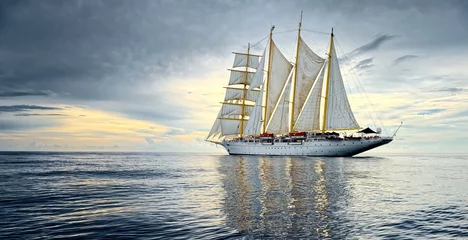 Aluminium Prints Sailing Sailing ship against the background of beautiful sky and ocean. Yachting. Sailing