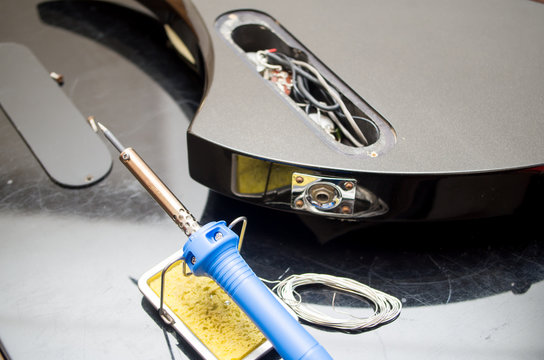 ギター　改造　修理　はんだ