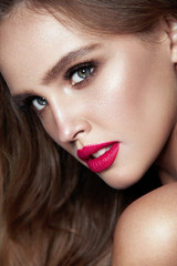Fototapeta premium Fashion Makeup. Sexy Woman With Beauty Face.