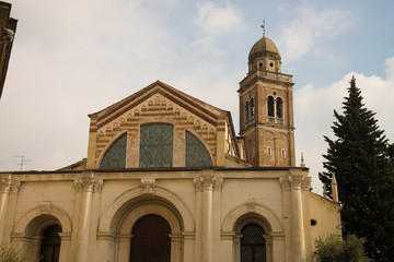 Fototapeta na wymiar Santa Maria in Organo, a Roman Catholic church in Verona