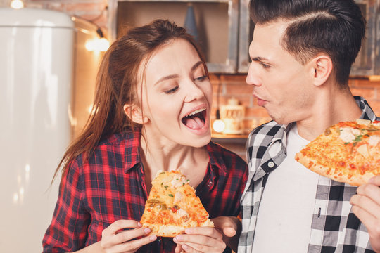 Hey You, It's My Pizza! Greedy Guy Does Not Share Food