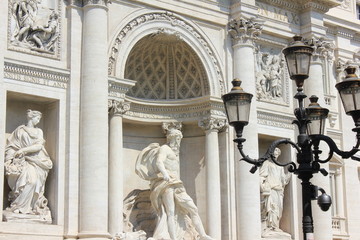 architettura -fontana di trevi