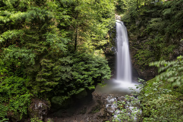 Palovit Waterfall in Kaçkar Mountains National Park is one of the highest waterfalls of Rize. This famous waterfall in a lush green forest is about 15 meters high and foam poured into a creek bed.