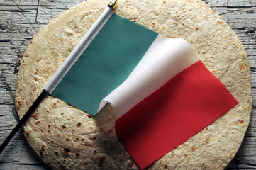 Piadina romagnola ピアーダ 피아디나 Cucina italiana イタリア料理 이탈리아 요리