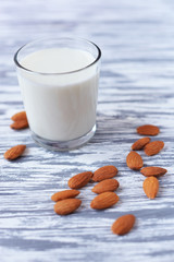 drink white milk with almonds