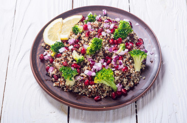 Quinoa salad with pomegranate