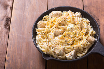 Pasta carbonara with cream sauce