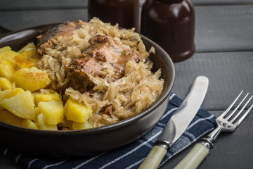 Fried ribs in sauerkraut.