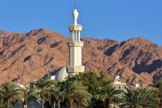 Close-up on the minaret of Al-Sharif Al Hussein Bin Ali Mosque in Aqaba, Jordan, Middle East