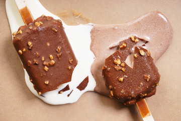 chocolate ice cream popsicles