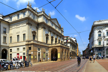 Italy, Milan historic quarter - Teatro alla Scala, Opera La Scala building at Piazza della Scala - obrazy, fototapety, plakaty