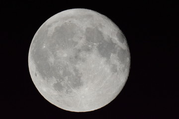 Full Moon © Carlo