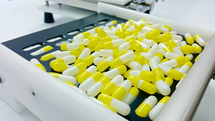Capsules compounding