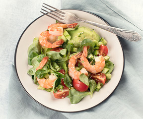 Fresh salad with shrimp.