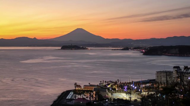 逗子市から湘南海岸に浮かぶ富士山夕日・夕焼けTimelapse-DF