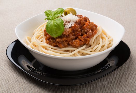 Spaghetti on bowl
