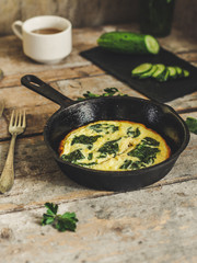 Egg omelet with spinach