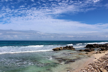 Fototapeta na wymiar View of the Caribbean sea and a shore/ Isla Mujeres, Quintana Roo, Riviera Maya, Mexico