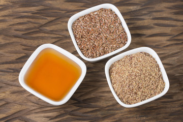 Flax seed, powder and oil - Linum usitatissimum