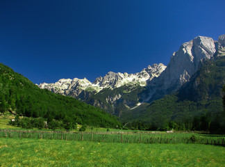 Fototapeta na wymiar Albania secrets mountain, green pastures and forest