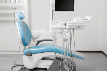 dentist's instrument dental