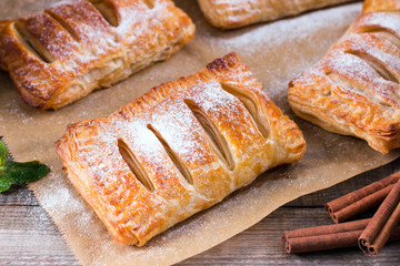 Puff pastry with apples and powdered sugar