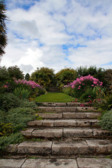 Obraz premium Treppe in Garten 