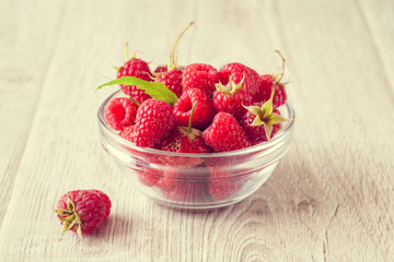 Rasberry in bowl