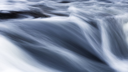 Streaming water