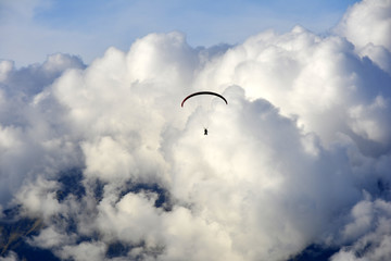 paragliding in the mountains