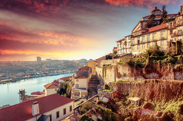 Porto, Portugal old town skyline at sunset, beautiful cityscape - obrazy, fototapety, plakaty