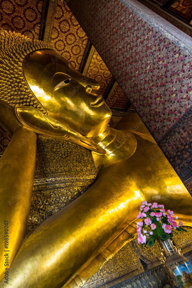 Wall mural reclining buddha at wat pho buddhist monastry