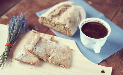 Fototapeta na wymiar Breakfast with freshly brewed coffee and fresh homemade bread