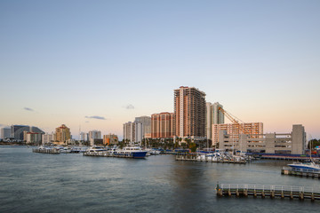 Obraz premium Aerial image Fort Lauderale on the Intracoastal waterway