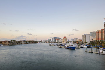 Obraz premium Fort Lauderdale Florida boats on the Intracoastal waterway