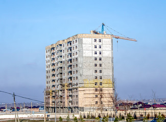 Construction of a high-rise monolithic building