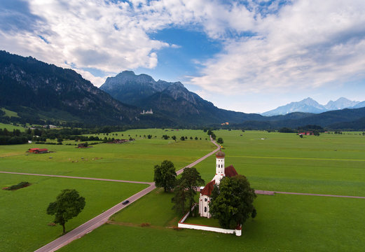 Die barocke Kirche St. Coloman bei Schwangau
