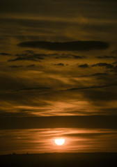 Obraz premium Clouds and sunset in spring time