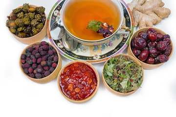 tea for health, ginger tea, flax, grass, tea for health, tea with ginger, flax, strawberries, cones, hawthorn, wild rose
