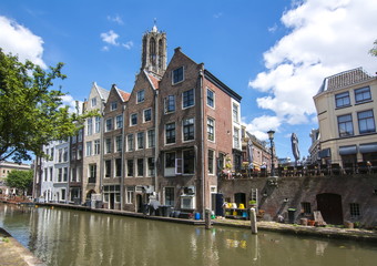 Fototapeta na wymiar Utrecht canals and Dom tower, Netherlands