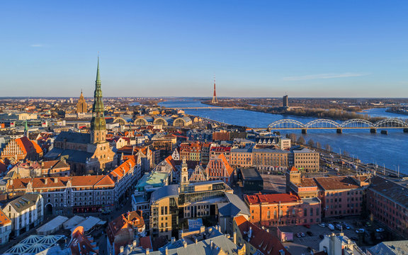 Fototapeta Panoramic view of Riga city, the capital of Latvia