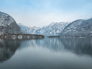 Fototapeta na wymiar hallstatt austria landscape apls moutain winter season snow 