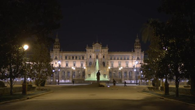 Plaza de Espana in Maria Luisa Park at night