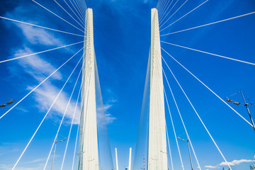 Fototapeta premium Hi guys go into the sky bridge with piers