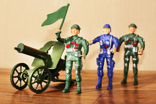 Toy soldiers plastic for boys, army