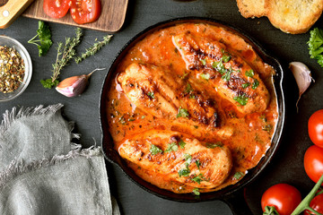 Chicken breast with tomato sauce