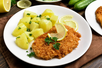 Schnitzel with boiled potato