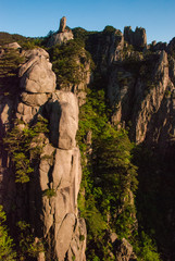 High cliffs, Huangshan Mountains (Anhui, China)